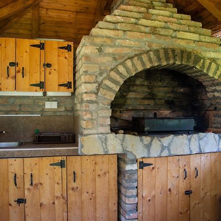 Apartmani Maslacak Vrdnik Exteriér fotografie