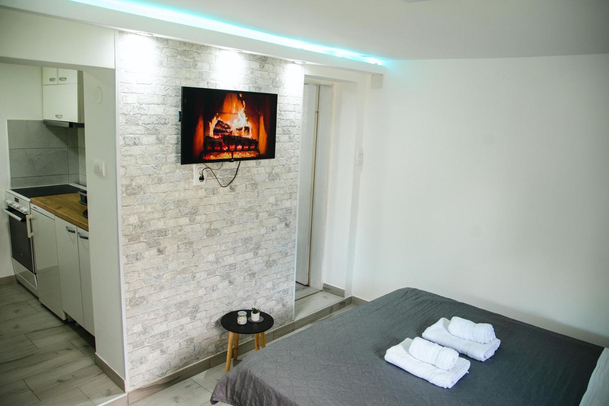 Apartmani Maslacak Vrdnik Exteriér fotografie