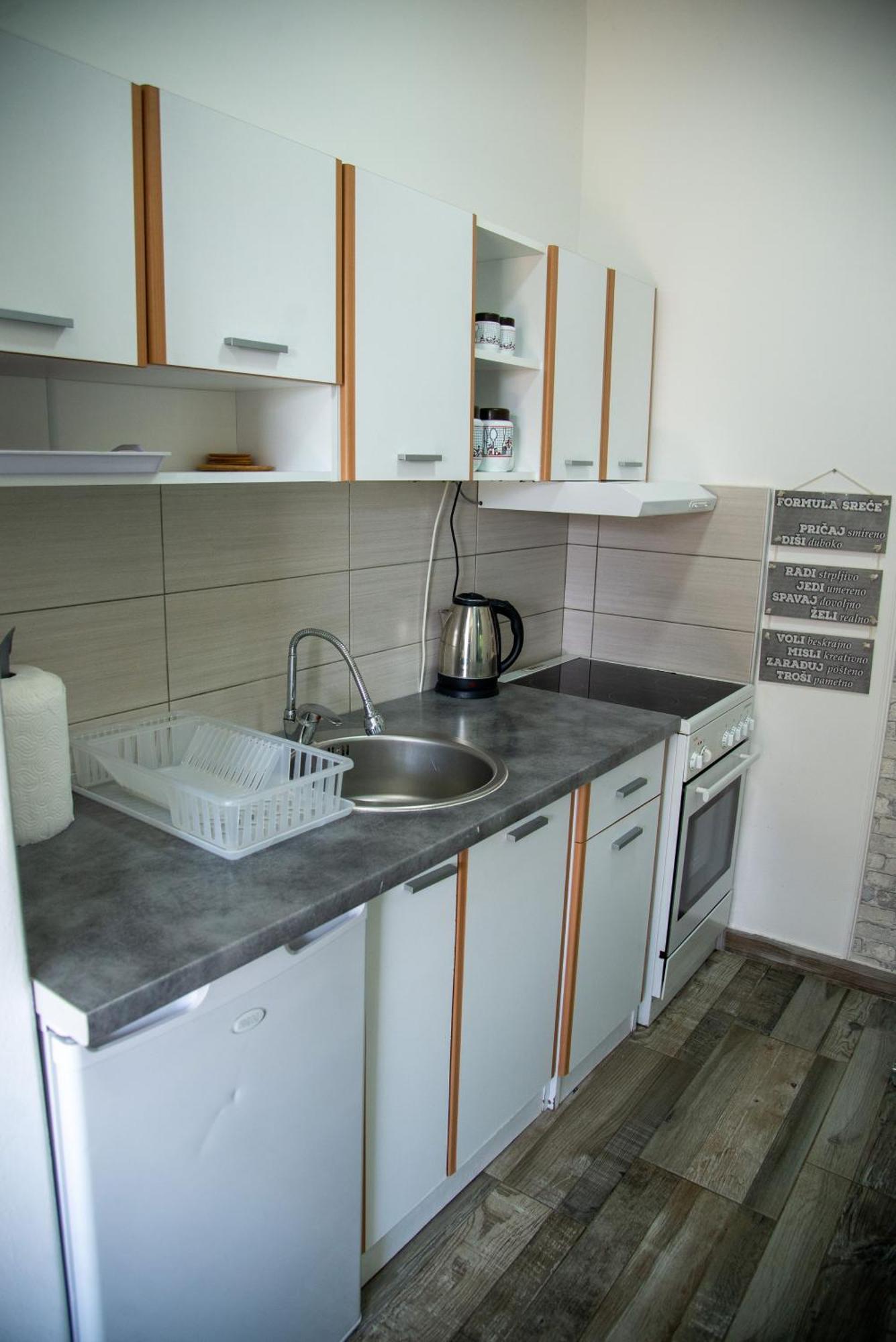 Apartmani Maslacak Vrdnik Exteriér fotografie
